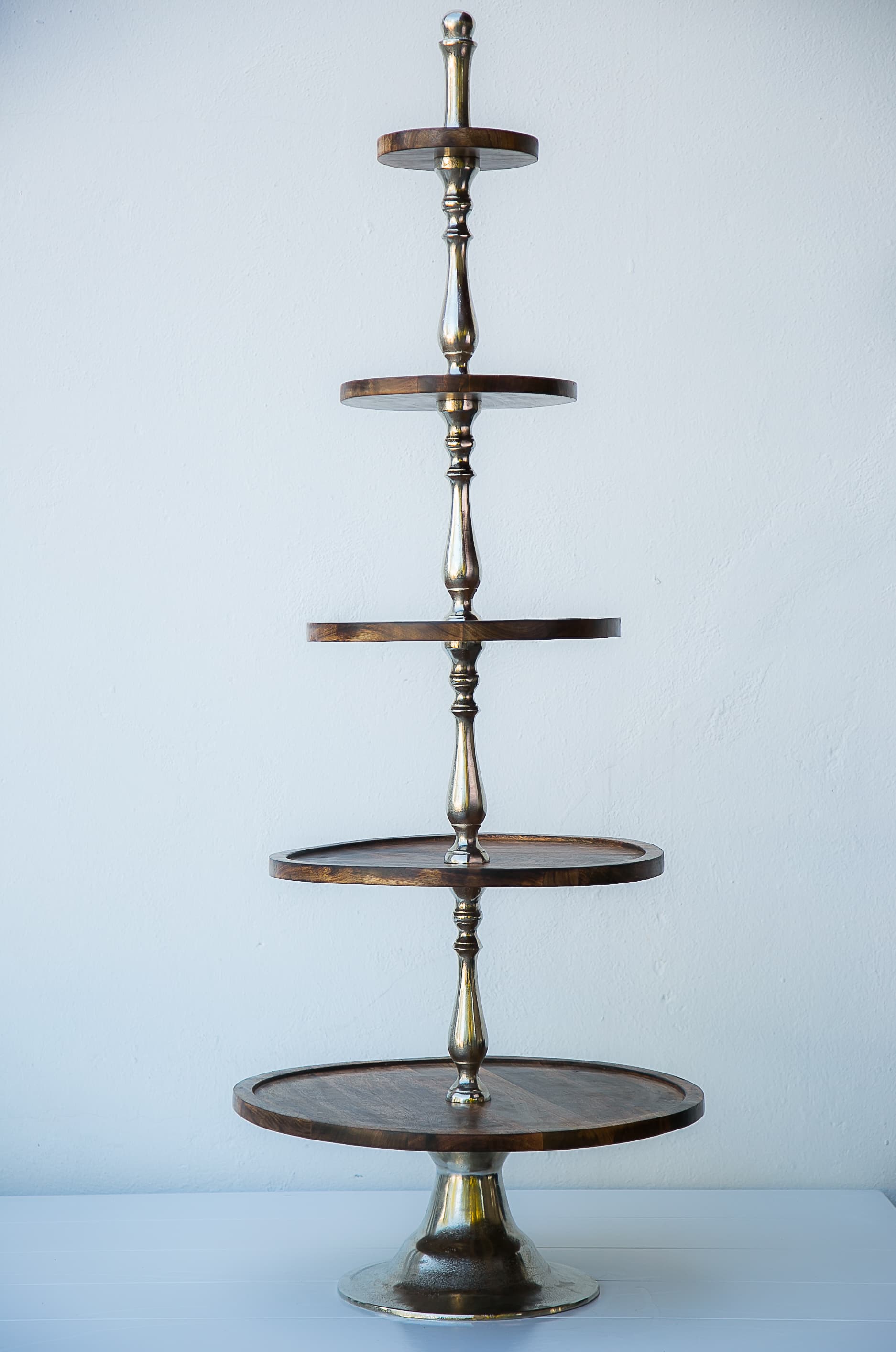 Torre 5 Pisos de Madera Grande para centros de mesa renta en Monterrey