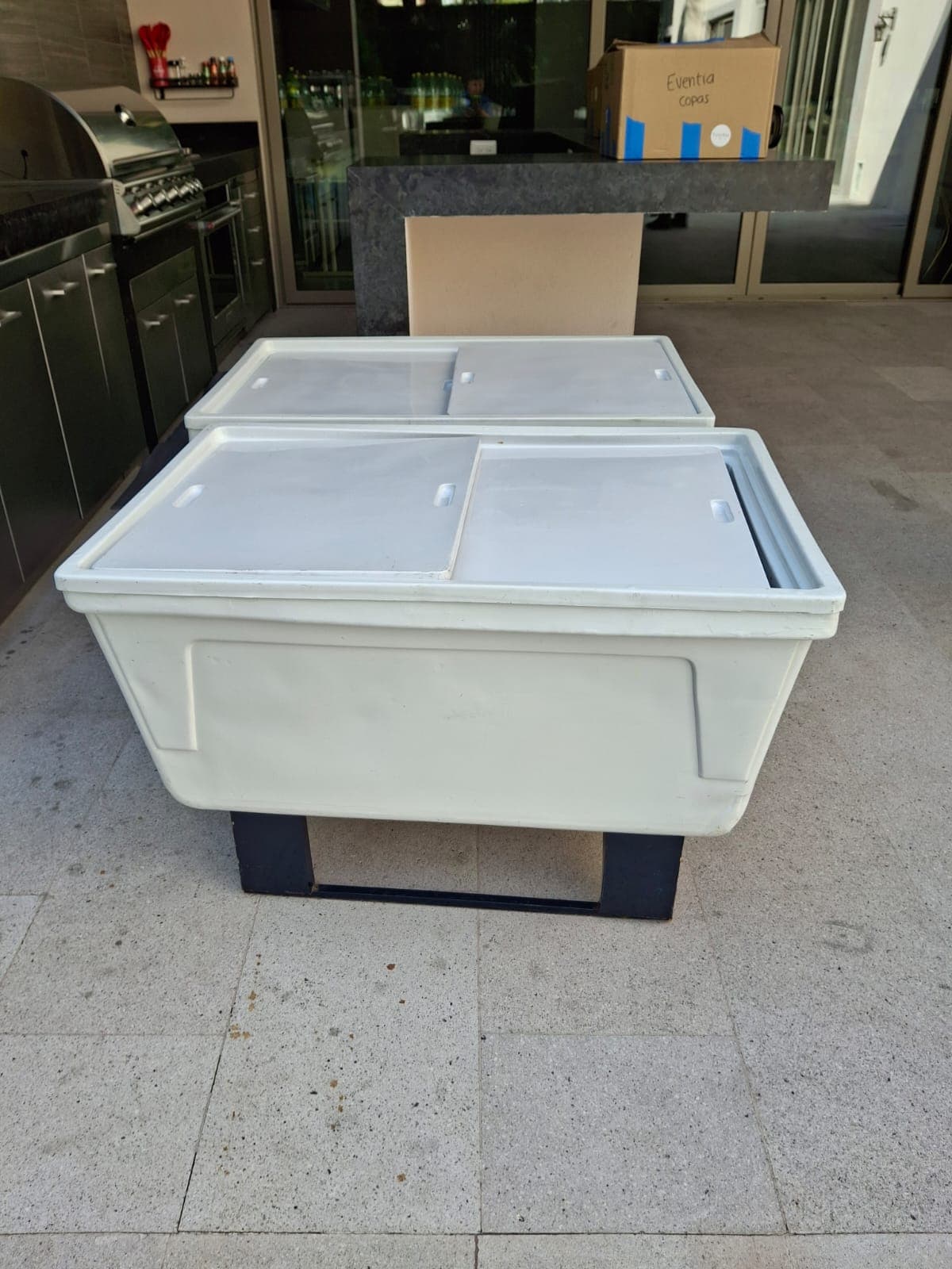 Mobiliario bar periqueras para zona de cocktail en Monterrey — MTY Eventos