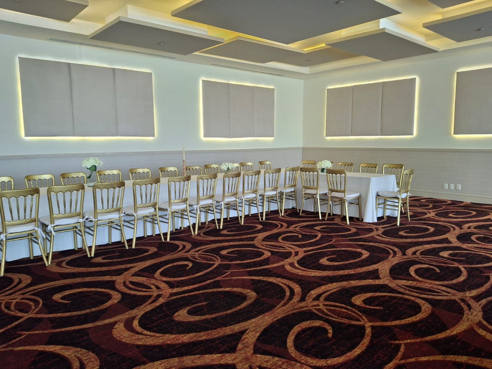 Centros de mesa con floreros para boda en Monterrey — MTY Eventos